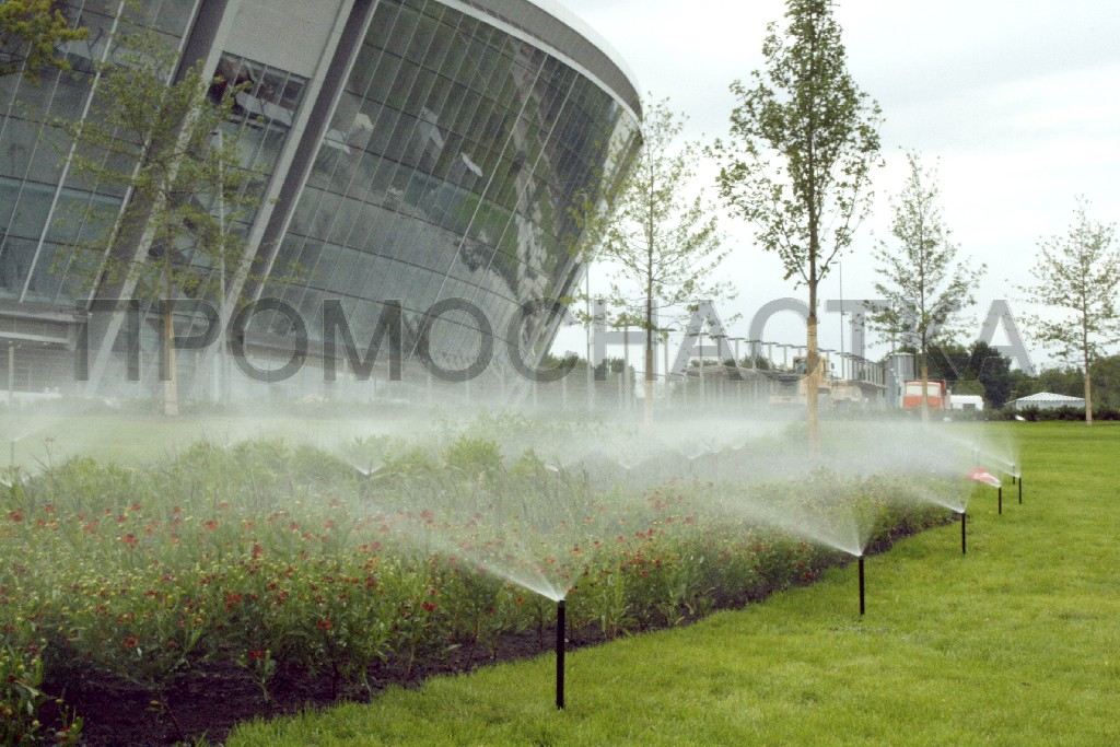 Donbas Arena EURO 2012, прилегла територія